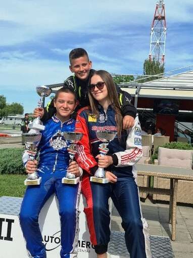Slavodobitnici sa Autokomerc karting centra
